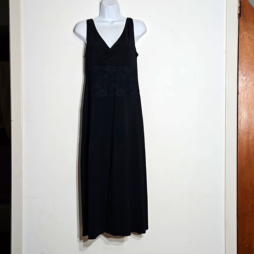 GUC Soma black with lace surplice wrap sleeveless nightgown medium